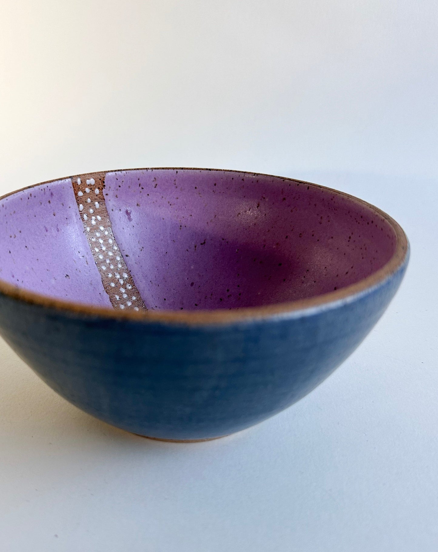 Fuchsia/Navy Speckled Bowls