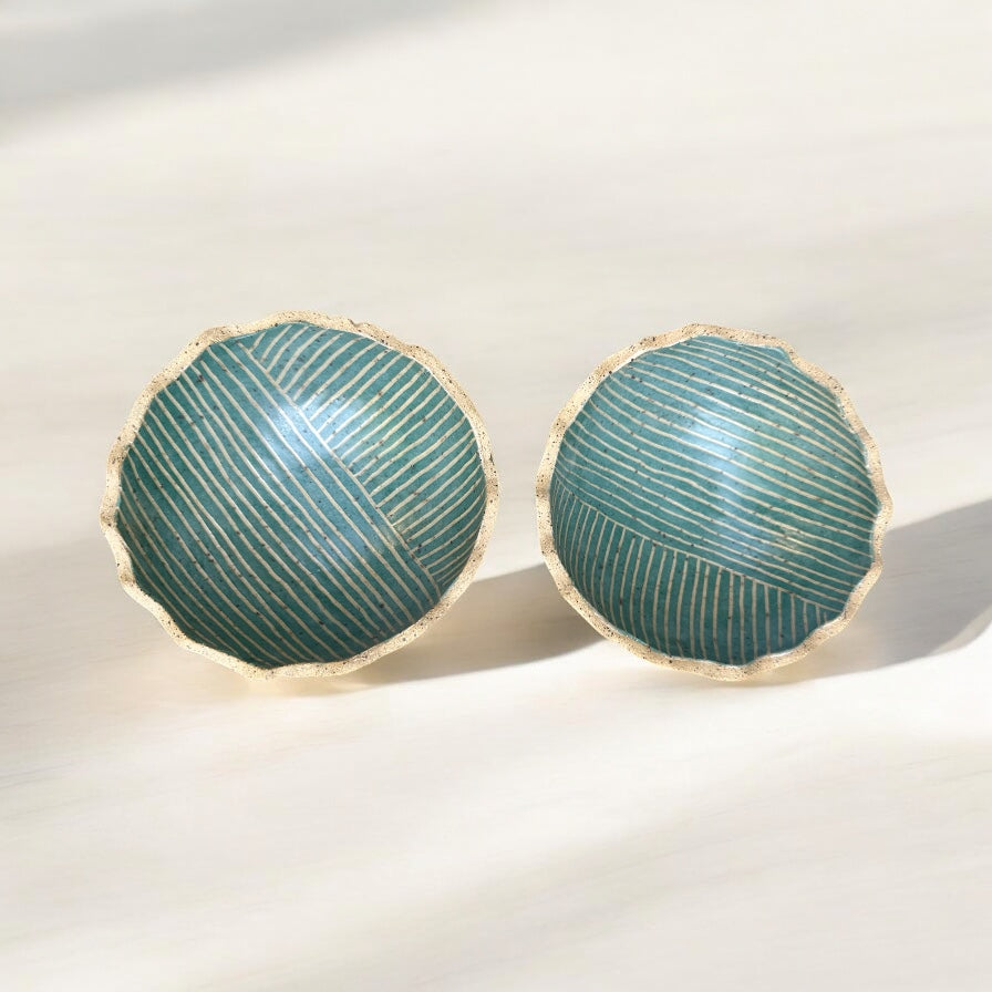 Aqua Tripod Bowl Set